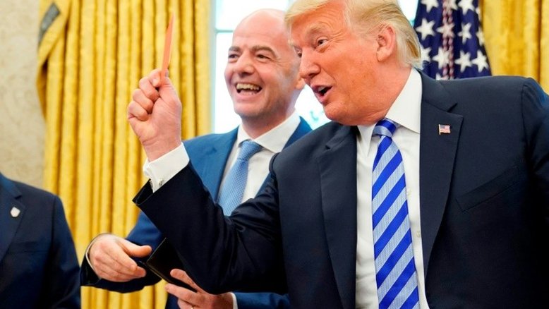 Infantino se reúne com Trump para ajustar preparativos para Copa do Mundo de 2026