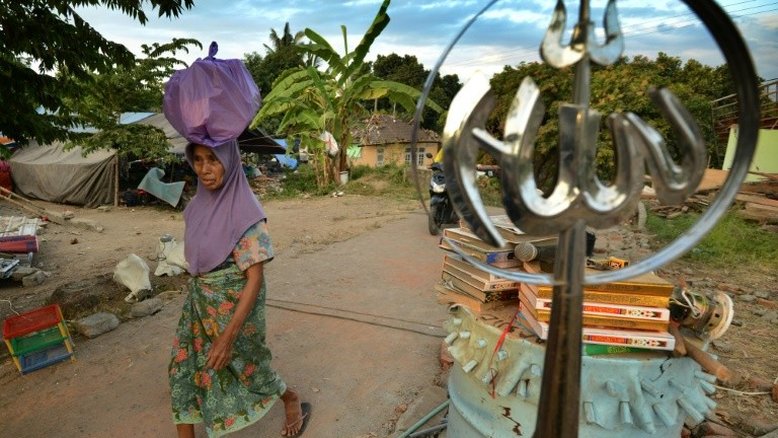 Novo tremor abala ilha na Indonésia onde número de mortos chega a 319