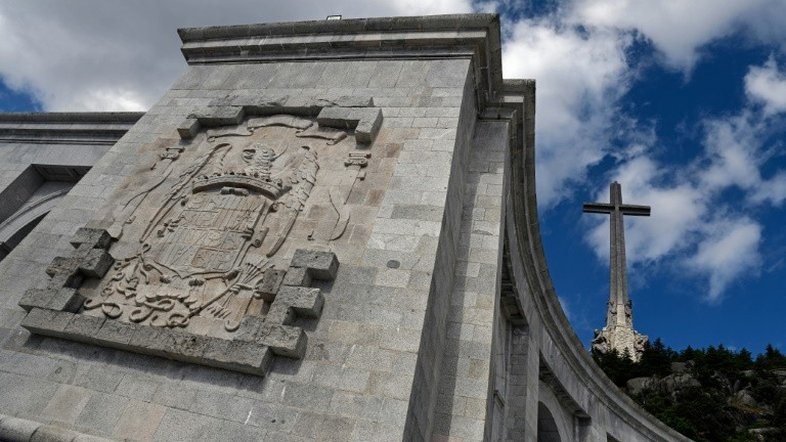 Outros personagens históricos cujos restos mortais causam debate