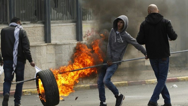 Israelenses e palestinos vivem sem esperança de paz 25 anos após Oslo
