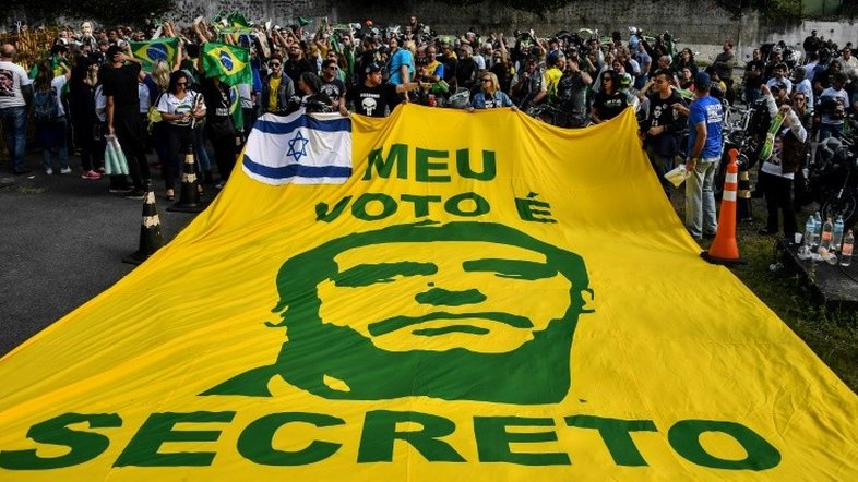 Bolsonaro e Haddad se distanciam dos demais candidatos