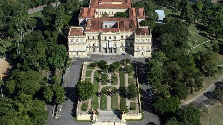 Museu Nacional do Rio de Janeiro, o maior museu de história natural da América Latina