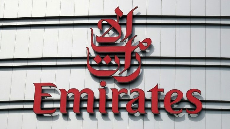 Alerta de saúde em voo da Emirates que chegou a Nova York