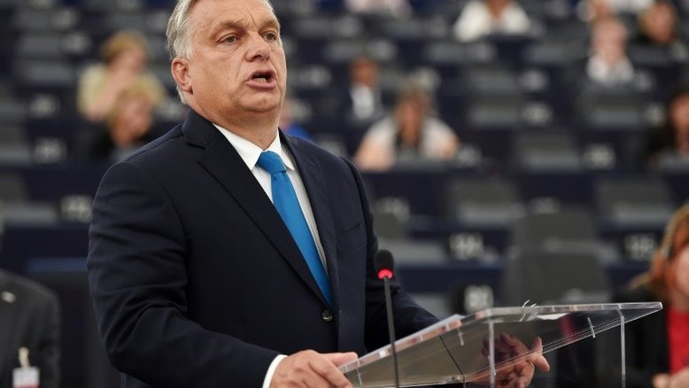 Primeiro-ministro húngaro denuncia 'chantagem' da UE