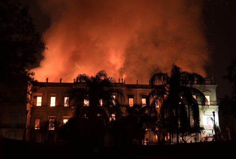 Risco de incêndio no Museu Nacional foi denunciado há 14 anos
