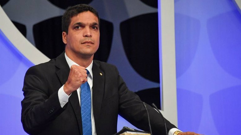 NELSON ALMEIDA / AFP