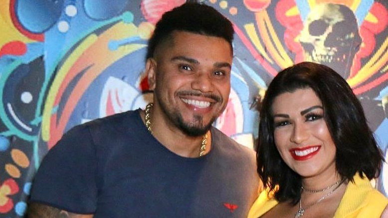 Naldo volta a falar sobre sexo com a esposa: '15 horas sem dormir'