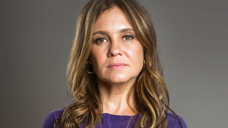 Adriana Esteves não renova contrato fixo com a Globo por causa de salário alto, diz colunista
