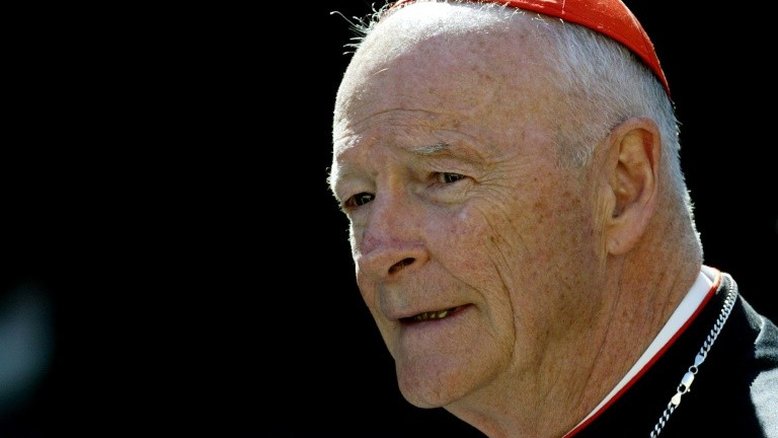 Papa ordena investigação nos arquivos do Vaticano sobre cardeal McCarrick