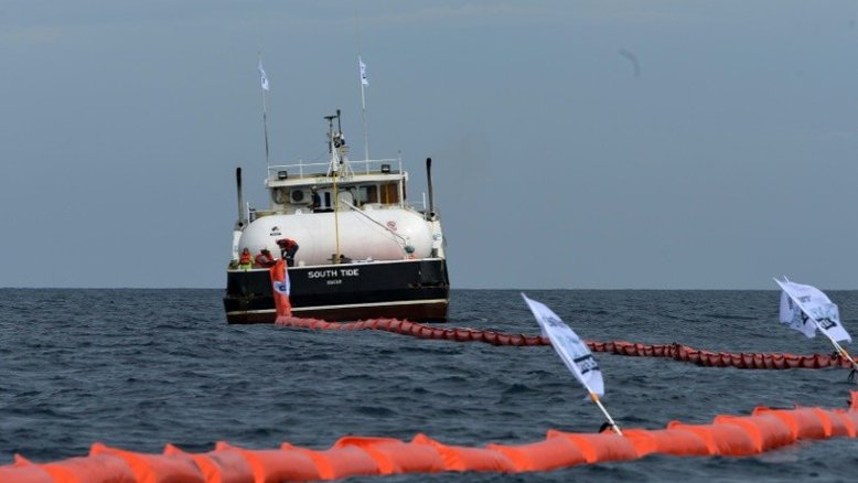 Nova máquina ajuda no combate à 'ilha de lixo' no Caribe hondurenho