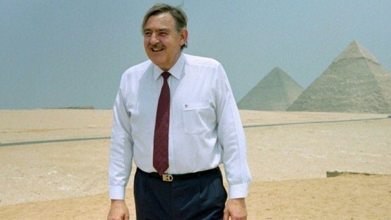 Morre o chanceler sul-africano do período do apartheid