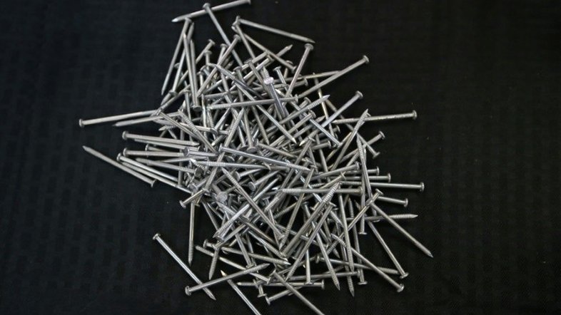 Médicos retiram 122 pregos do estômago de paciente na Etiópia