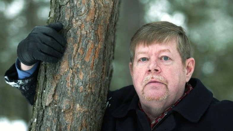 Morre escritor finlandês Arto Paasilinna