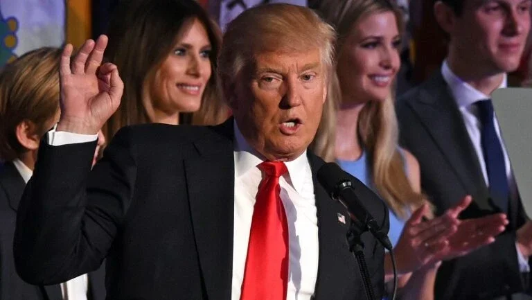 Trump diz que está 100% certo de que tentará reeleição