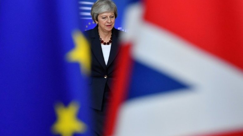 Manifestantes pedem em Londres um segundo referendo sobre o Brexit