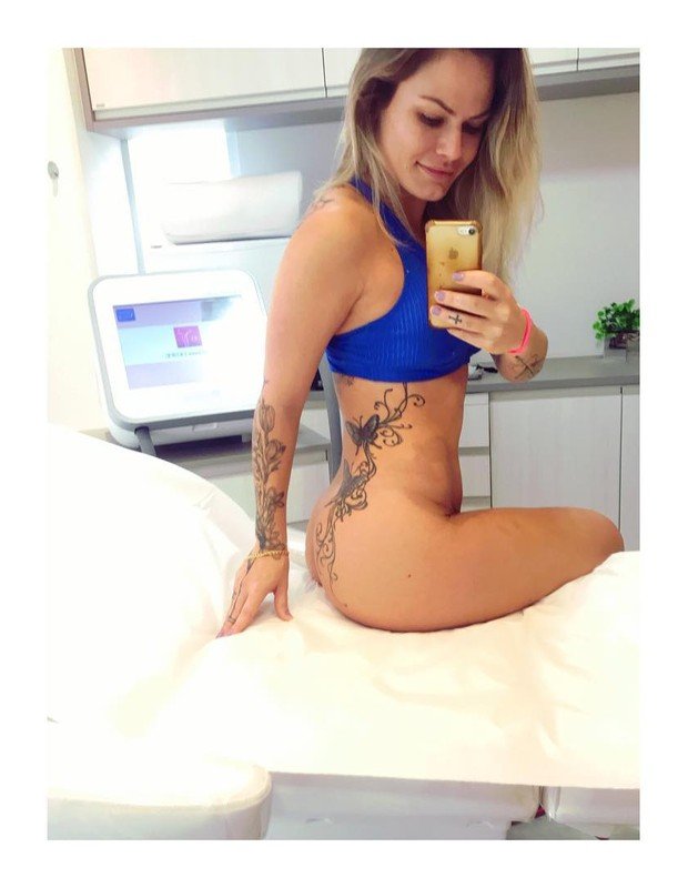 Ex-BBB Natália Cassassola posa sem calcinha após depilação 4 Ex-BBB Natália Cassassola posa sem calcinha após depilação