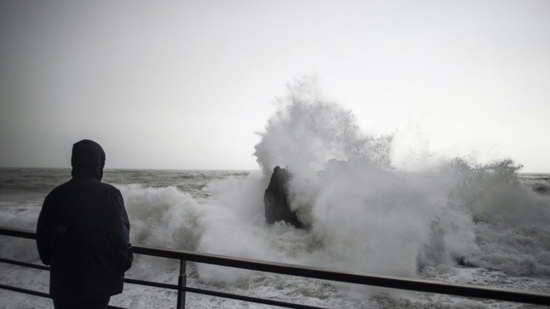 Chuva, vento e neve atingem o sul da Europa