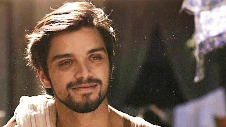 No remake de ‘Renascer’, Rodrigo Simas relata preocupação com carreira após revelar bissexualidade