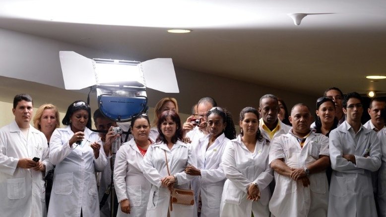 Cuba sai do programa Mais Médicos no Brasil após declarações de Bolsonaro
