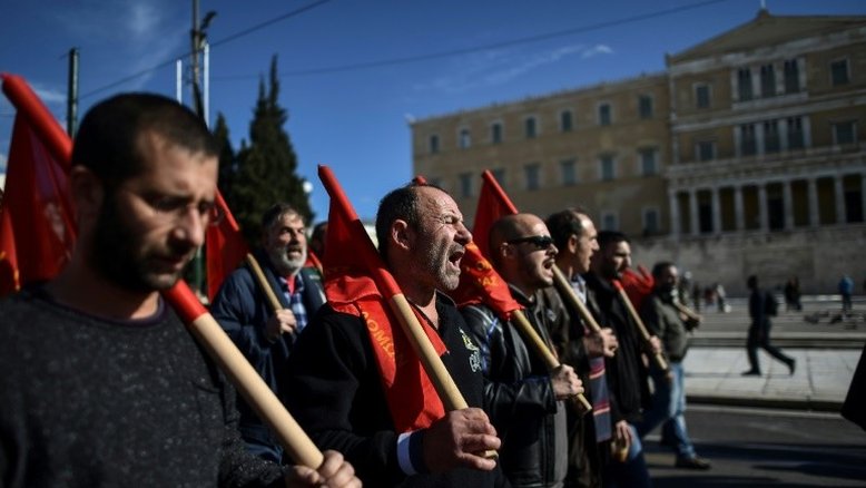 Greve contra a austeridade causa perturbações no transporte na Grécia