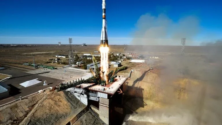 Falha da Soyuz foi provocada por "deformação" na montagem