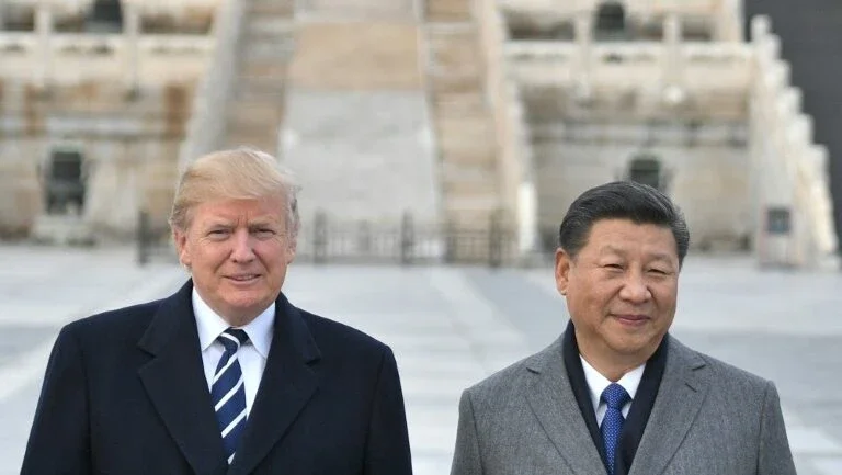 Trump diz que manteve boa conversa com o líder chinês sobre comércio