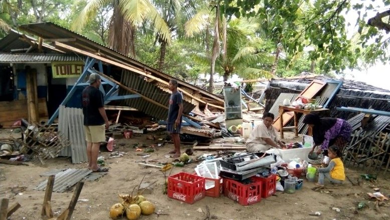 Tsunami deixa 222 mortos na Indonésia