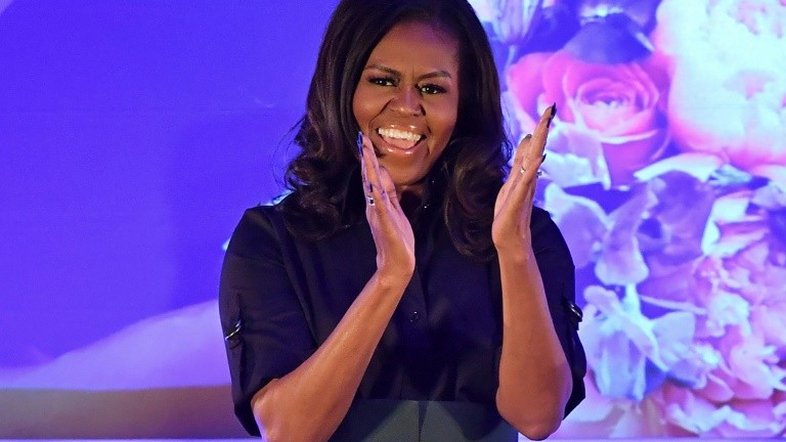 Michelle Obama supera Hillary Clinton como a mulher mais admirada dos EUA