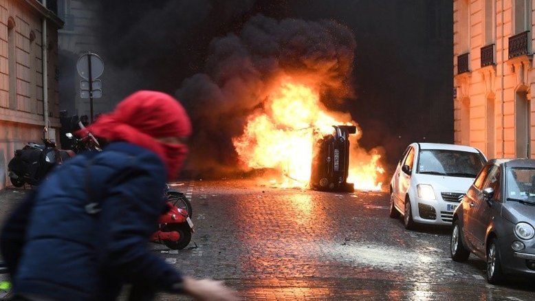 Polícia portuguesa se prepara para manifestações inspiradas nos 'coletes amarelos'