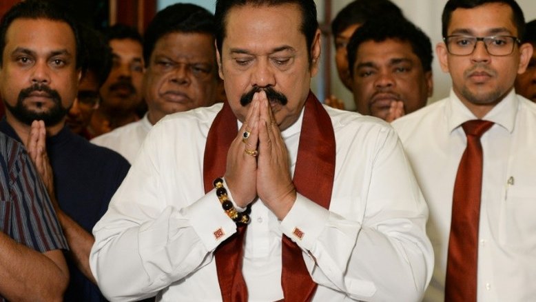 Primeiro-ministro de Sri Lanka renuncia e acaba com crise política