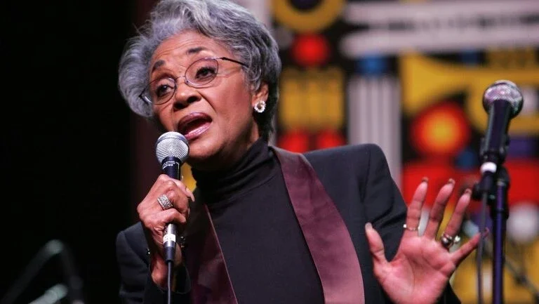 Lenda do jazz Nancy Wilson morre aos 81 anos