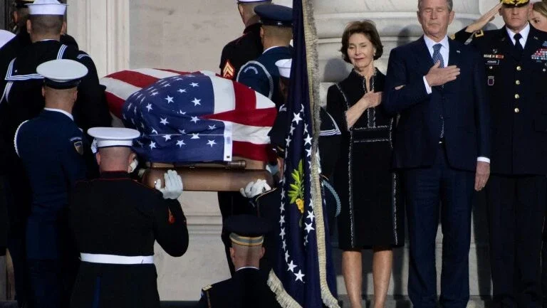 EUA se une para dar adeus solene ao ex-presidente George H. W. Bush