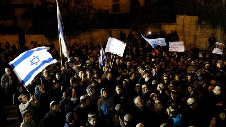 Israel continua com operações na Cisjordânia; Netanyahu sob pressão