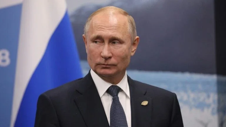 Guerra continuará enquanto governo ucraniano permanecer no poder, afirma Rússia