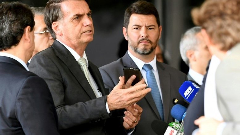 Bolsonaro critica Ibama e ICMbio