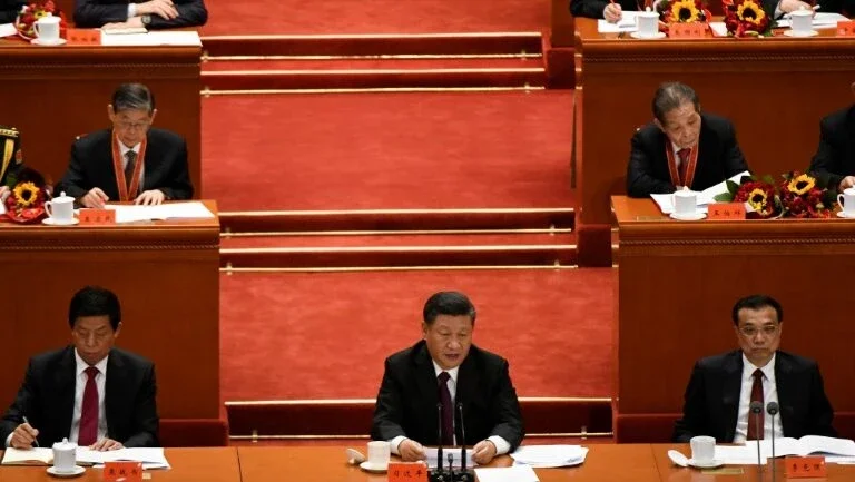 Xi Jinping celebra 40 anos de reformas econômicas na China