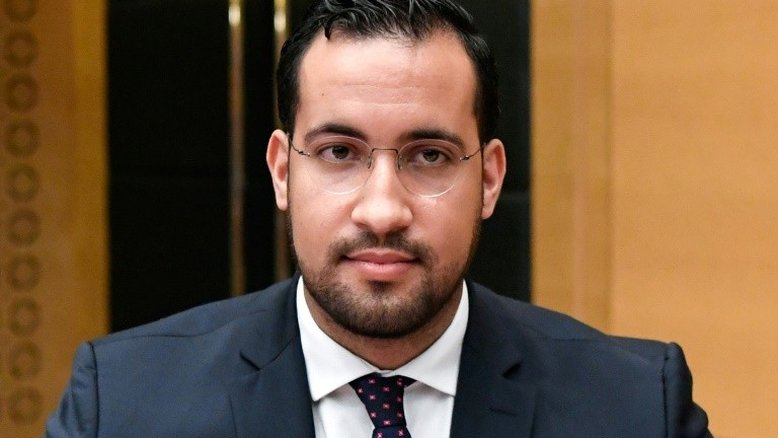 Ex-chefe de segurança de Macron volta a ser indiciado por violência no 1º de Maio