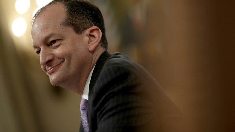 Caso arquivado de pedófilo multimilionário atinge governo Trump