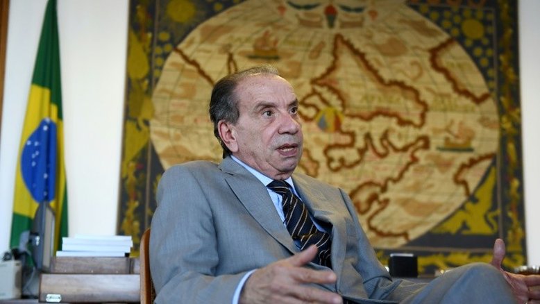 Aloysio Nunes critica saída do Pacto para a Migração anunciada por Bolsonaro