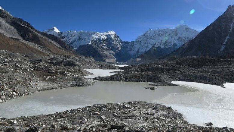 Lagos glaciais, uma bomba-relógio para o Nepal