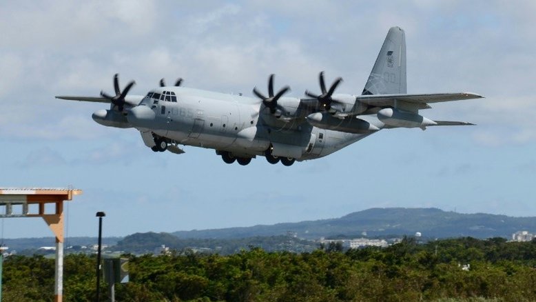 Um morto e cinco desaparecidos após colisão de aviões militares americanos sobre o Japão