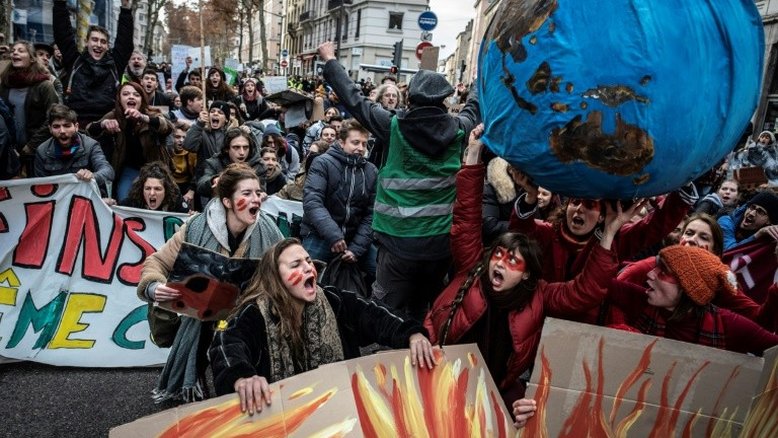 ONGs vão processar a França por falta de ação contra a mudança climática