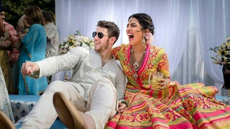 Priyanka Chopra e Nick Jonas se casam em extravagante cerimônia na Índia