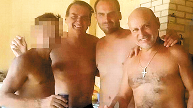 Cadê o Queiroz? E os celulares de Adriano?