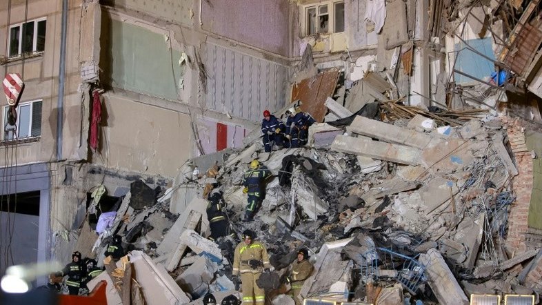 Sobe para 21 o número de mortos em explosão de gás na Rússia