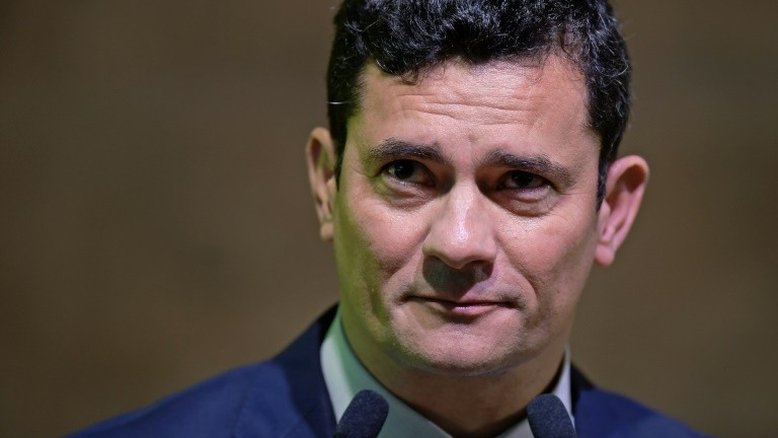 Moro quer critério mais objetivo para justificativa de posse de arma