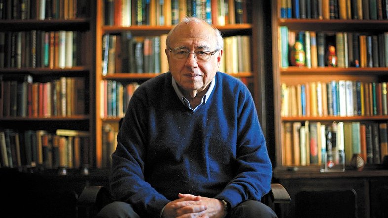EDUARDO NICOLAU