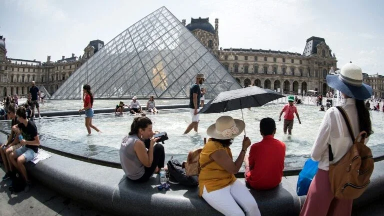 Louvre bate recorde de mais de 10 milhões de visitantes em 2018