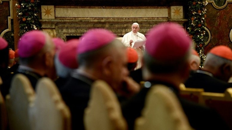 Papa Francisco aceita renúncia de padre chileno acusado de pedofilia