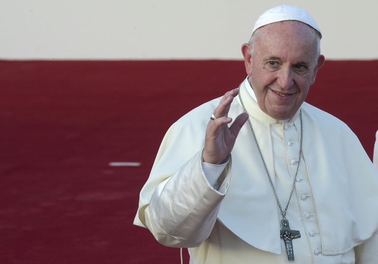 Papa irá aos Emirados Árabes promover diálogo com muçulmanos